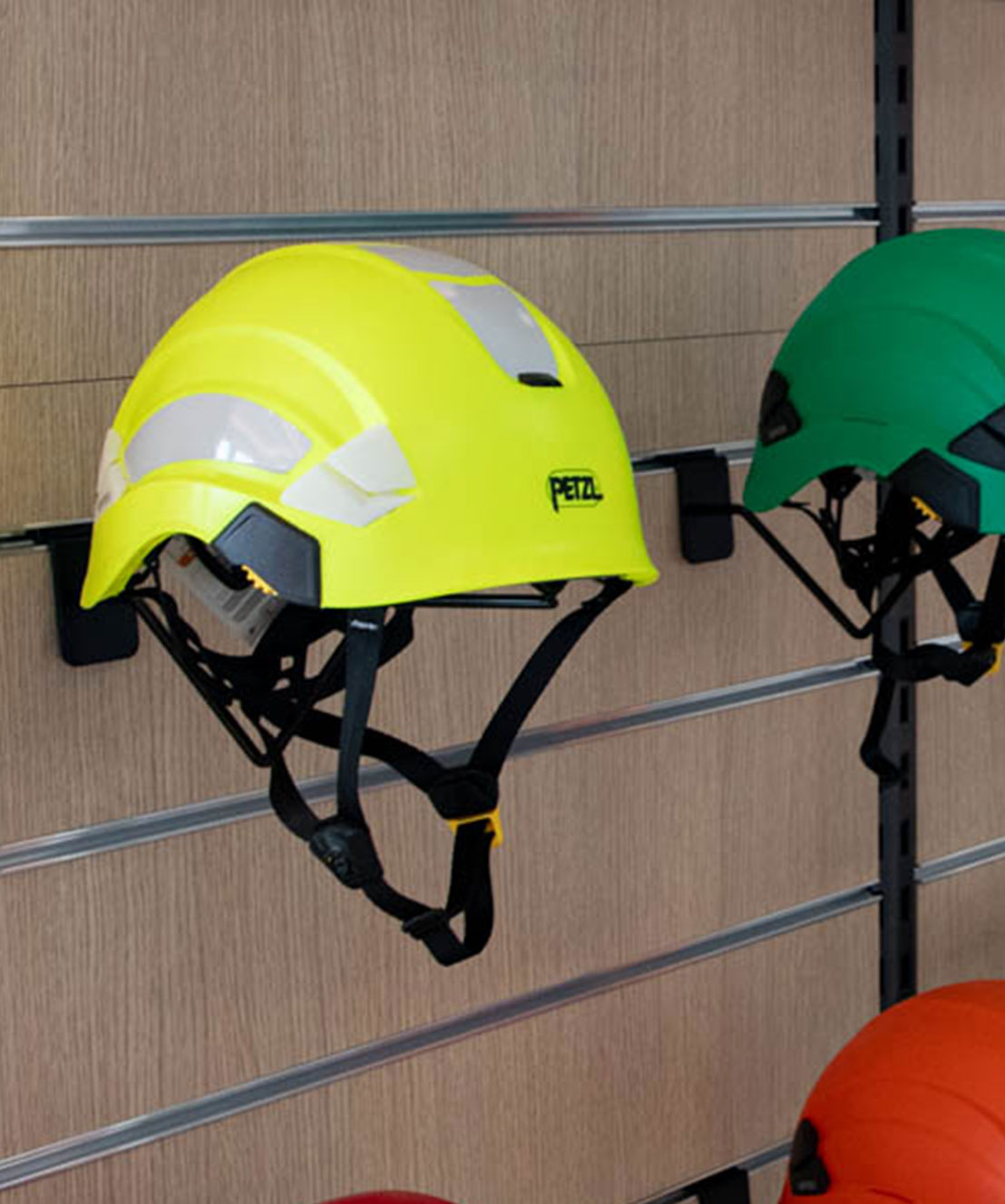  PROTEZIONE DELLA TESTA E CASCHI DA LAVORO