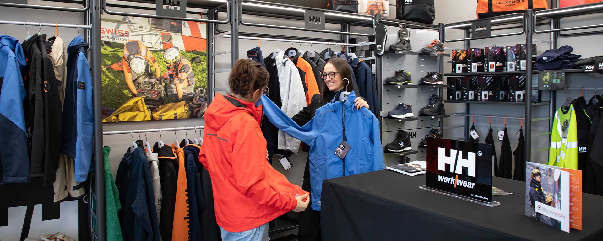 Fornitura di abbigliamento da lavoro e DPI: soluzioni su misura per la tua azienda